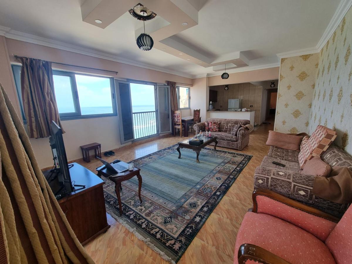 Panoramic Sea View Zamzm Flat Miami Family شقة فندقية زمزم بانورما بشاطئ ميامي - الاسكندرية صف اول مباشر علي بحر - عائلات فقط Alexandria Exteriör bild